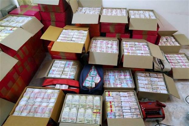 rs155croreseizedfrombusinessmaninassam